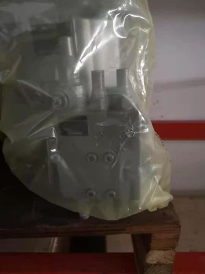 Radial-Plungerpumpe Typ A11vo95 Hydraulikpumpe mit Anpassung und Durchflussventil