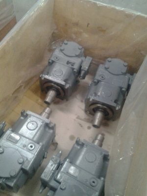 Gusseisen K3V112 Hydraulische Kolbenpumpenteile für Trommelrollen Einfach zu installieren