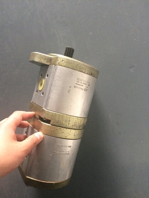 Kaufen Sie Hubmaschinen Hydraulische Getriebepumpe für Dreh-Dump Truck auf Made-in.com