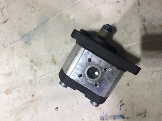 Kaufen Sie Hubmaschinen Hydraulische Getriebepumpe für Dreh-Dump Truck auf Made-in.com