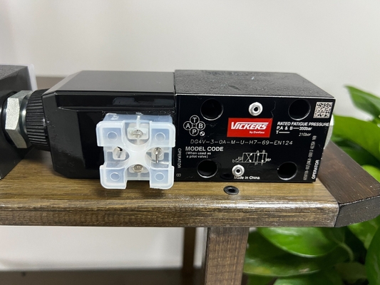 Gleichspannungs-Solenoidventildruck Gewöhnliche Temperatur Hydraulische Teile Dg4V-3-6c-M-U-H7-69-En124