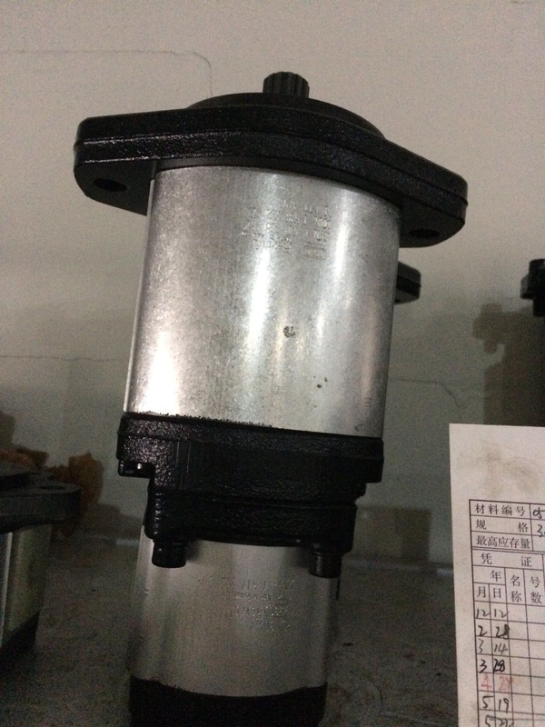 Paketgröße 20,00cm * 18,00cm * 16,00cm Getriebepumpe für Bagger 4255303 9218004